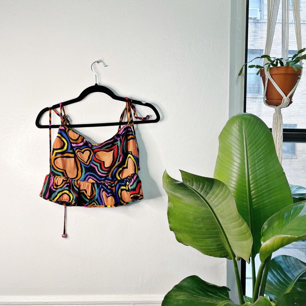 (FARM RIO) Colorful Hearts Crop Top